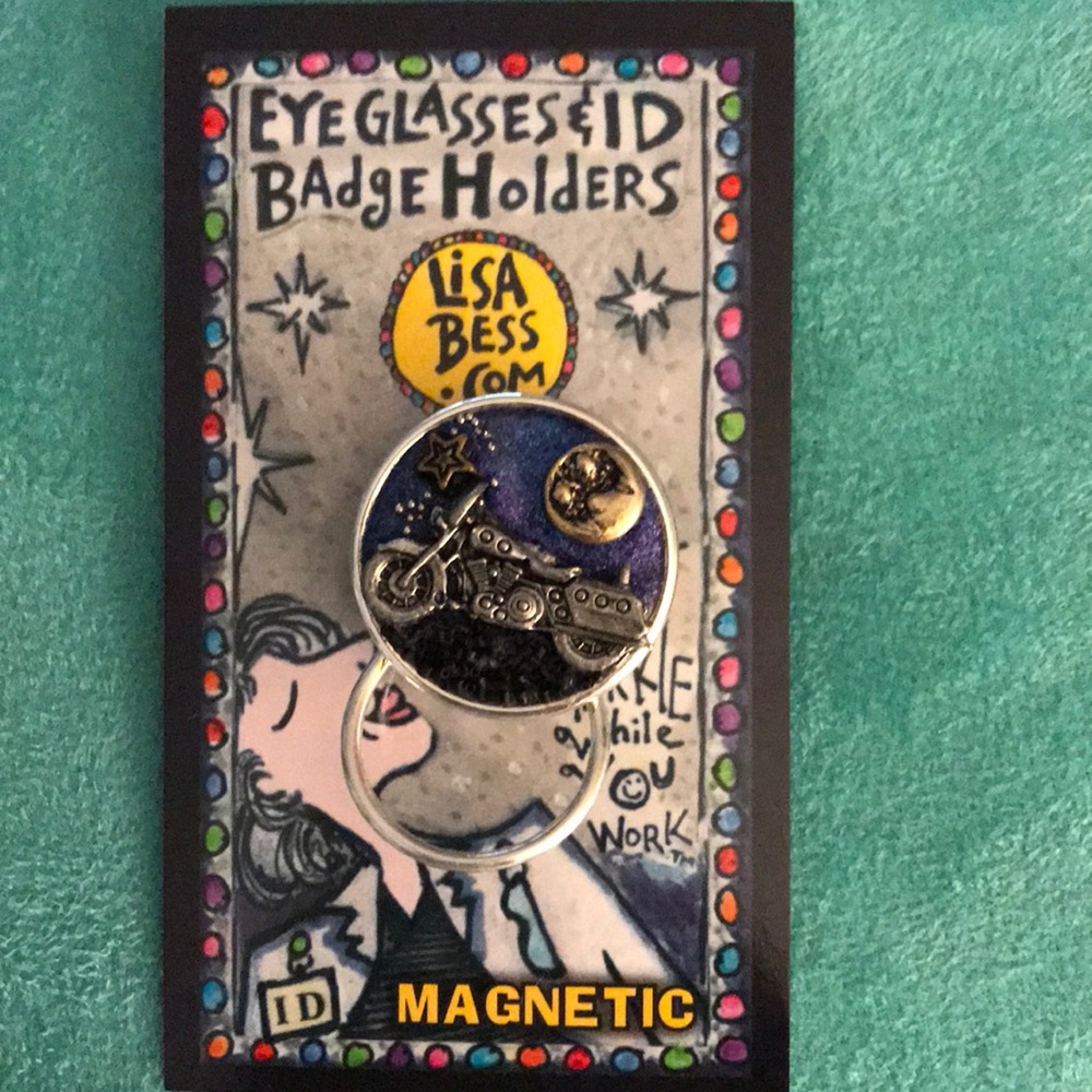 Magnetic Eyeglass & ID Badge holder